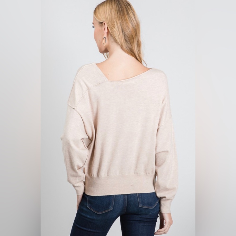 Oversized Sweater - Picture 3 of 4